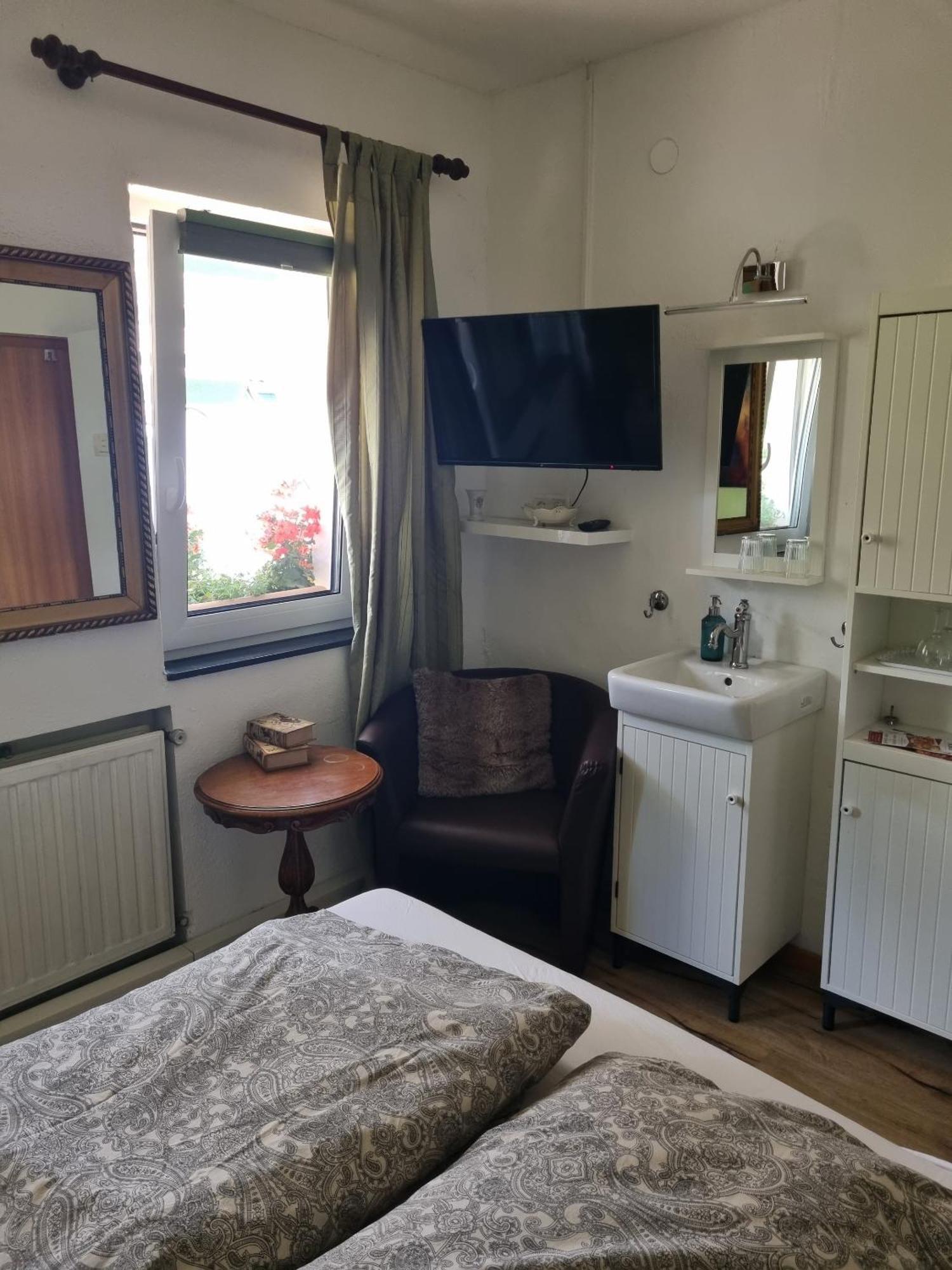 B&B Dressings Traumgarten カイザースラウテルン 部屋 写真